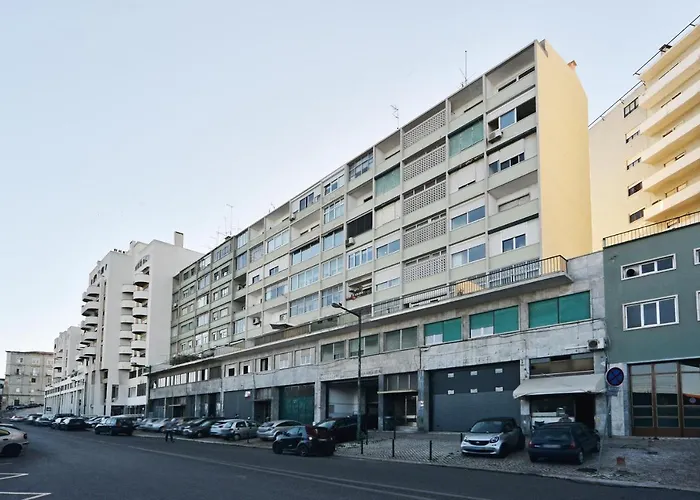 Апартаменти Tejo Blue & Bright - Checkinhome