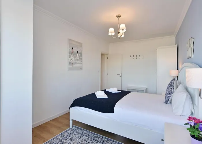 Tejo Blue & Bright - Checkinhome * Лісабон